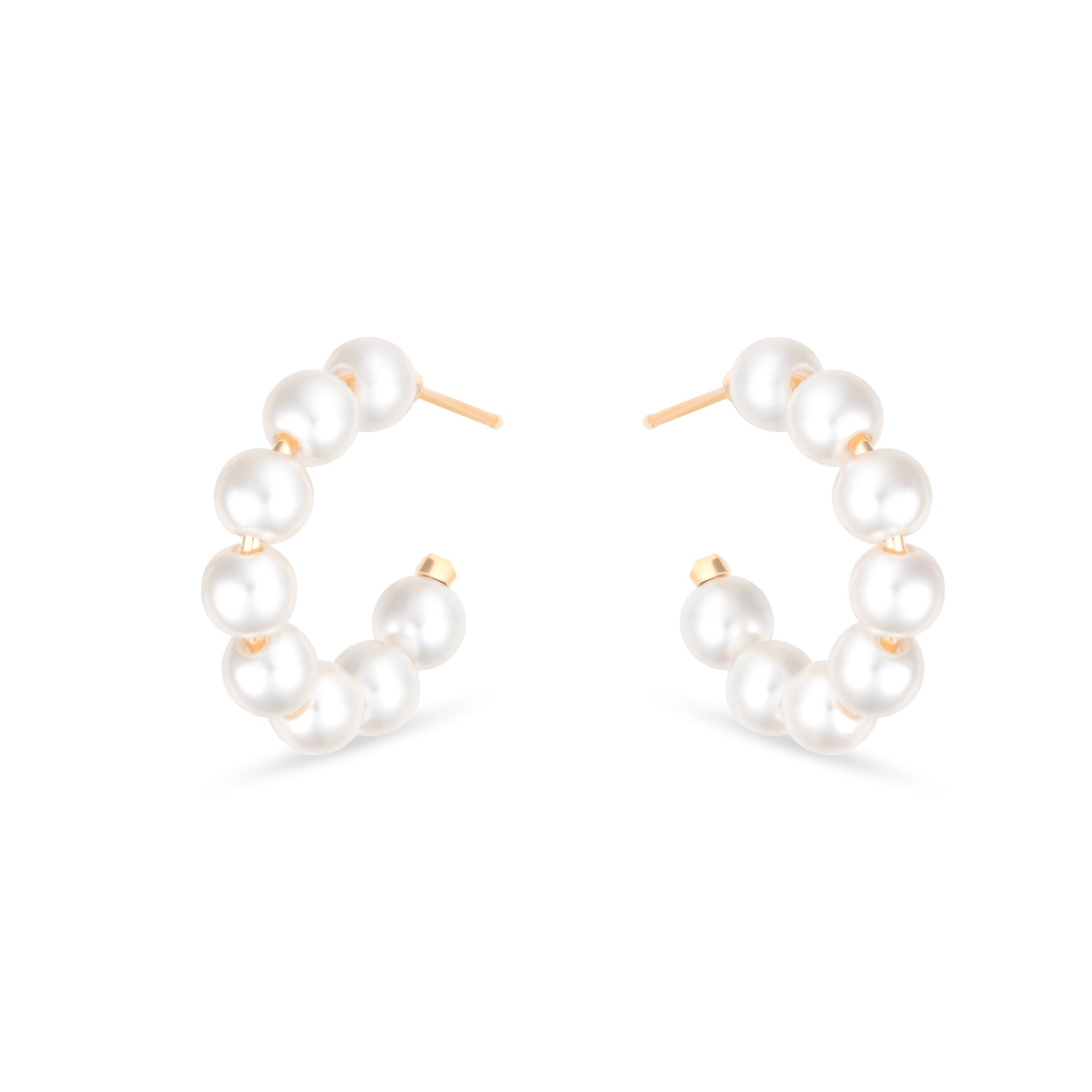 Venus Pearl Hoop Earring