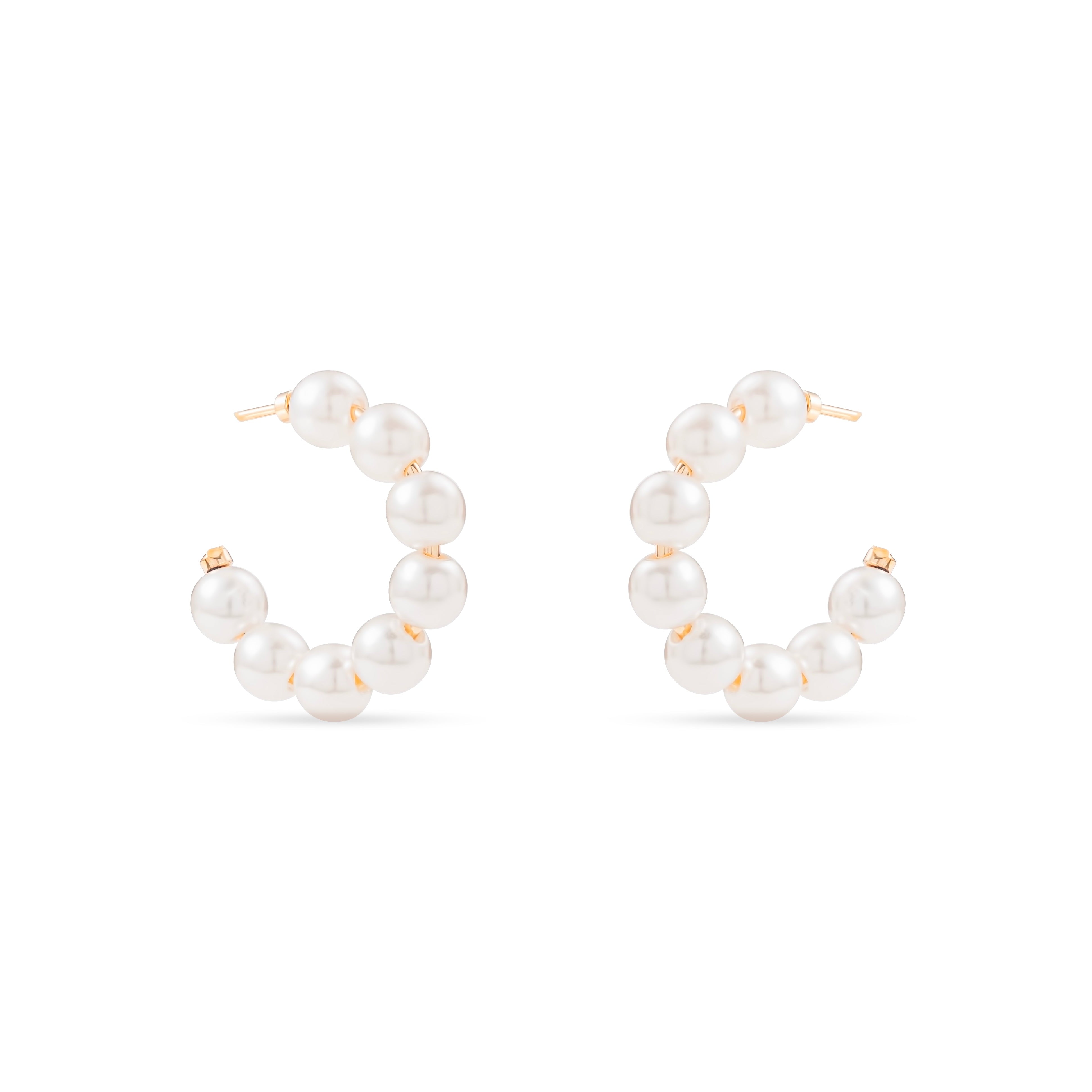 Venus Pearl Hoop Earring