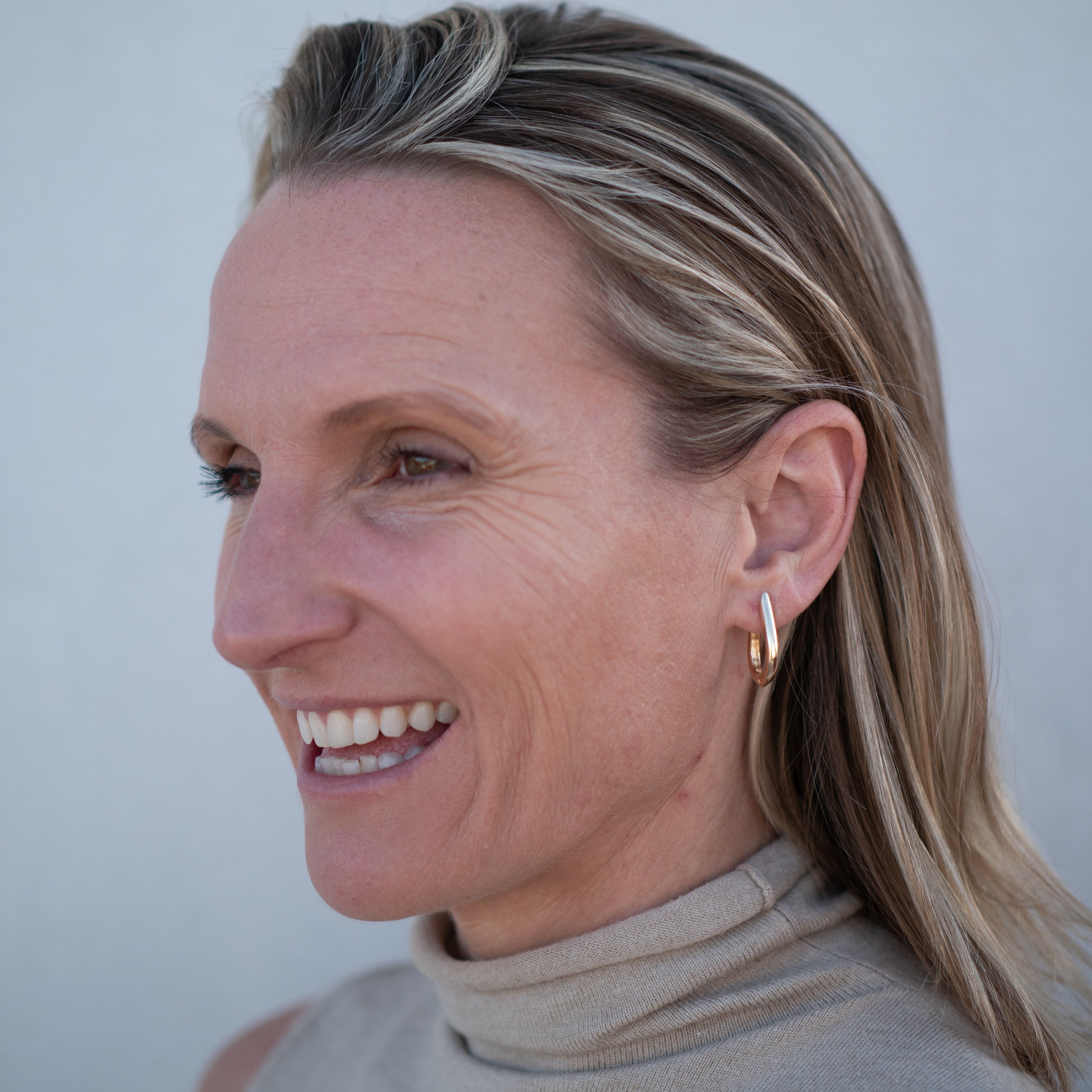 Thea Teardrop Small Oval Hoop Earring