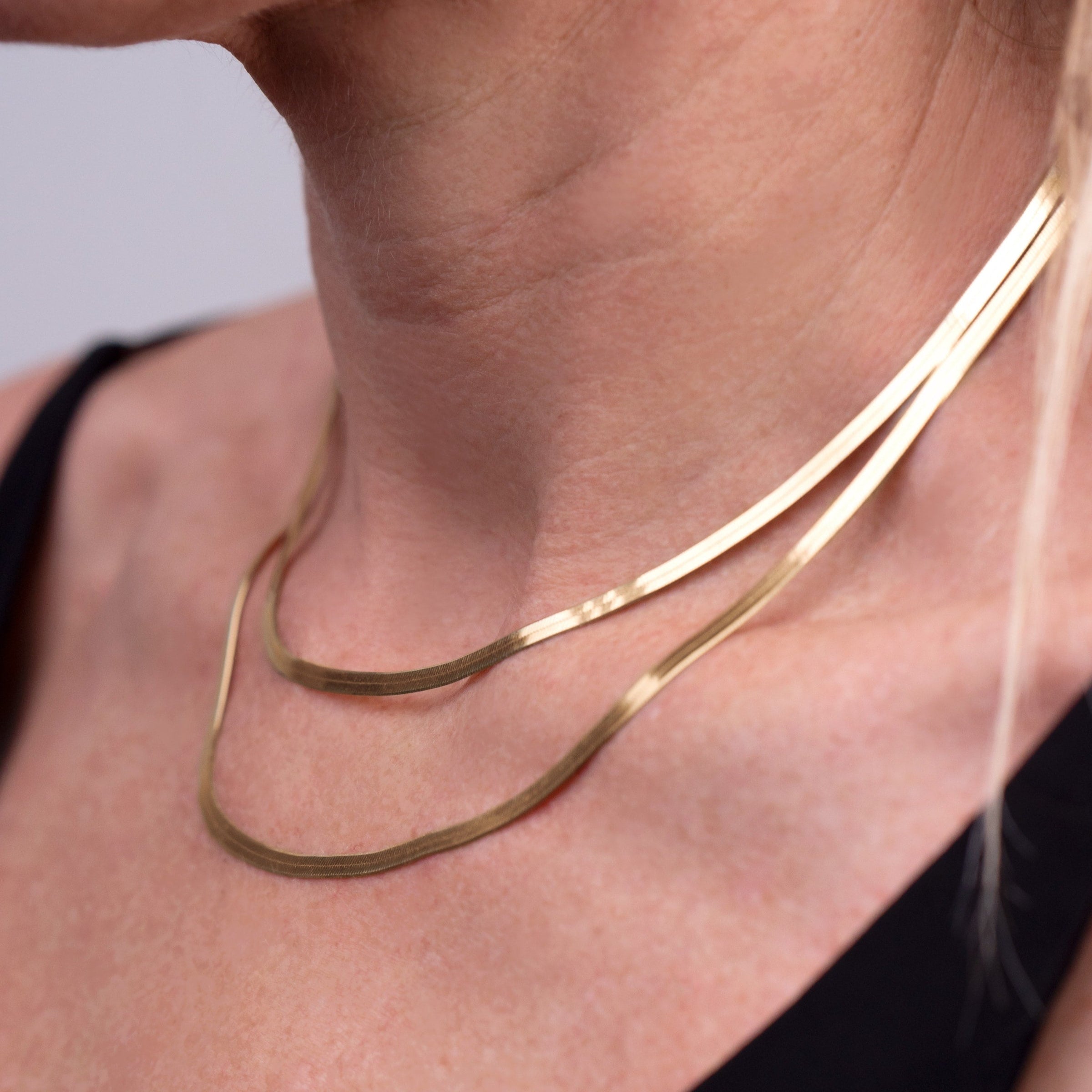 Fine Herringbone Necklace 14"