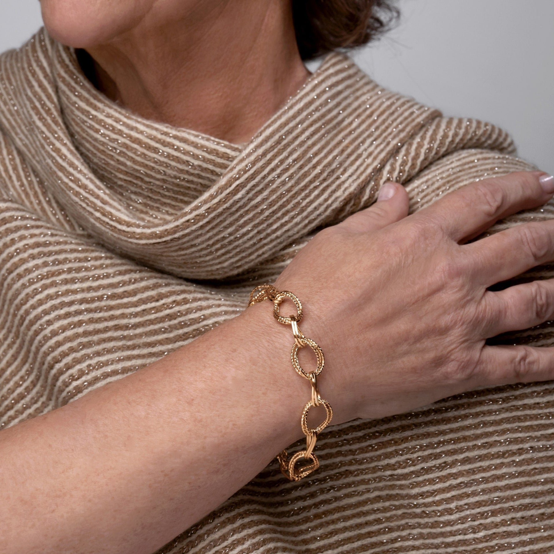Lucy Hammered Chain Bracelet
